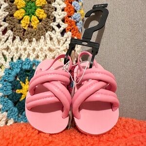 Old Navy Pink Sandals Infant Size 0-3 Months Brand New